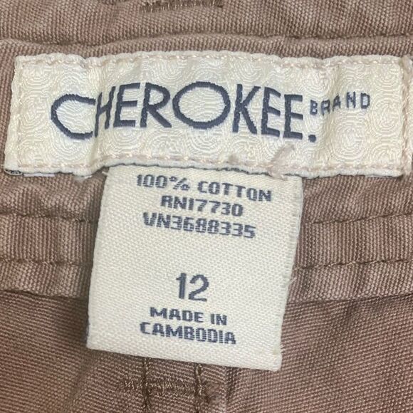 Cherokee Shorts  - Picture 3 of 3